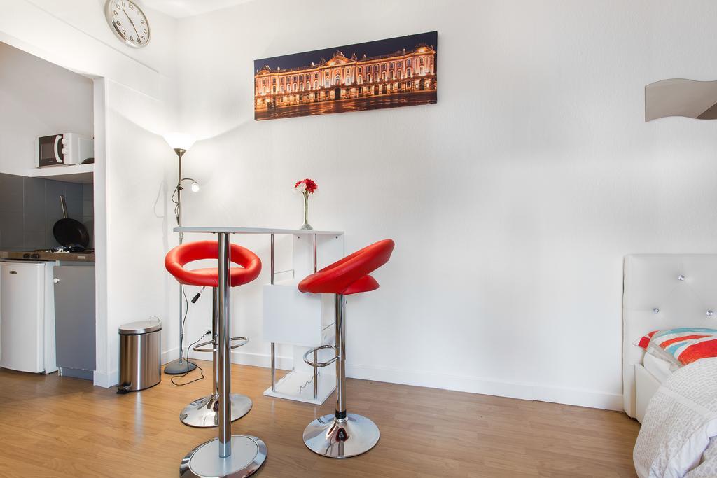 Nouvel Oasis Toulouse Saint Cyprien Apartment Exterior photo